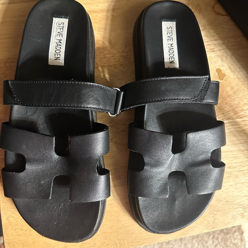 Steve Madden Black Leather Slide Sandals